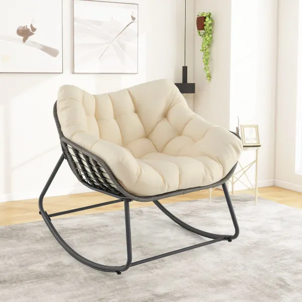 Sedia a Dondolo in Rattan PE per Esterno con Cuscino Spesso Removibile Crema