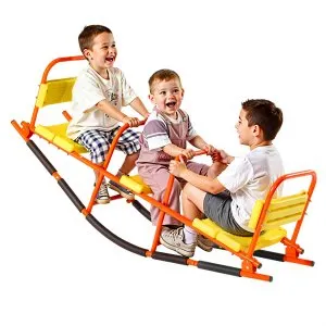 Baloiço infantil 90 kg, estrutura metal com pega