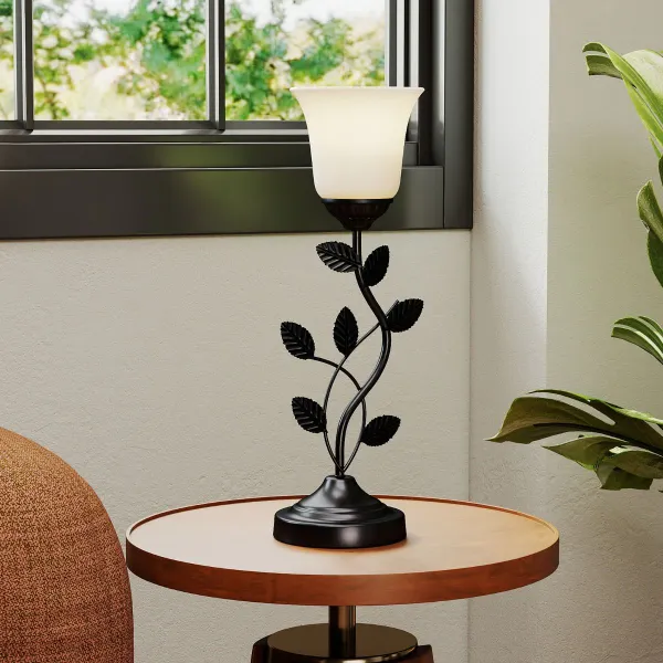 Luminária de Mesa Vintage Tulipa com Folhas Metálicas - Iluminação Elegante para Mesita de Cabeceira
