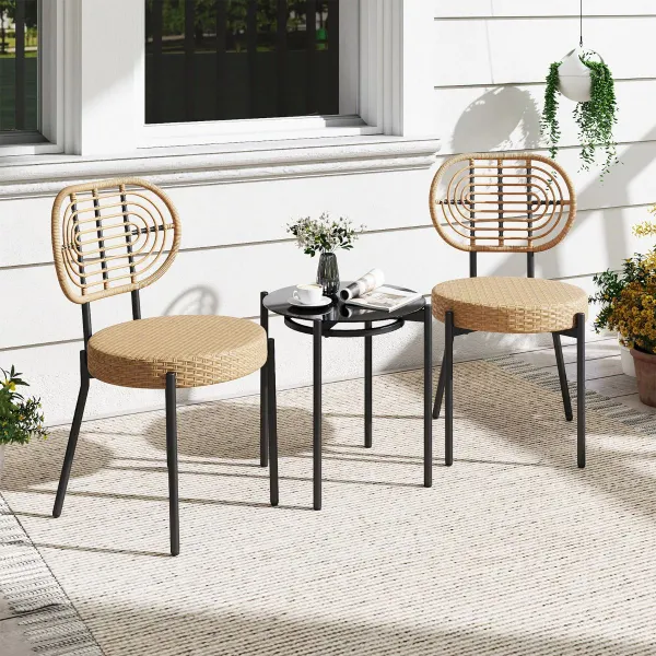 Set Bistrot in Rattan PE 3 Pezzi con Tavolo in Vetro Temperato per Esterno