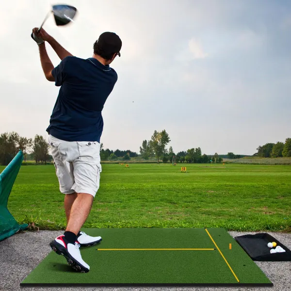 Tapete de Golf 3 em 1 com Relva Sintética, 2 Tees e 2 Palos de Alinhamento