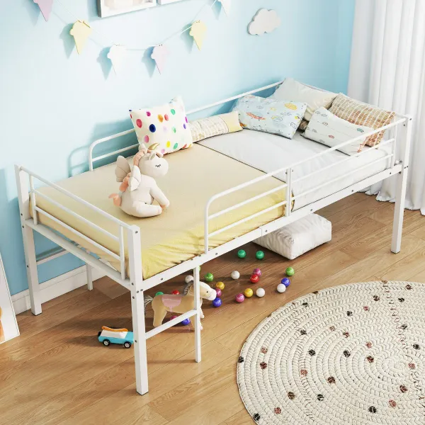 Cama Altillo Infantil Baixa com Estrutura Metálica, Barandilhas de Segurança e 2 Escadas