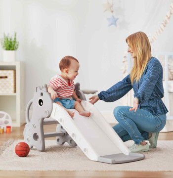 Scivolo per bambini 3 in 1 Scivolo per bambini da 1 a 3 anni con tavolo da basket e design giraffa per interni 106x51,5x52 cm Grigio