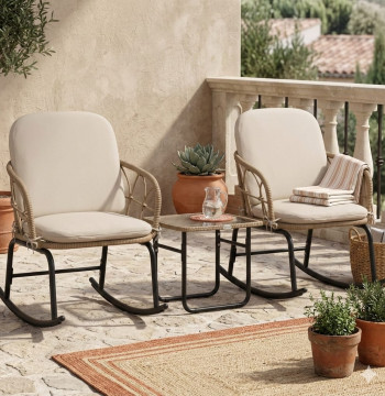 Essenza Set Giardino 2 Sedie Dondolo + Tavolo - Vimini PE Crema